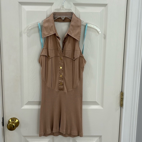 Adorable Halter top with satin collar - Picture 1 of 4